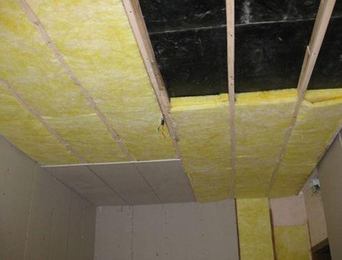 保温棉外露爆料视频讲解,揭秘建筑保温隐患与安全监管挑战